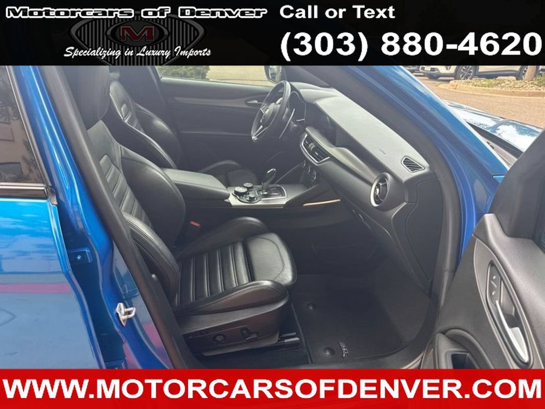 Used 2019 Alfa Romeo Stelvio Ti Sport w/ Quick Order Package 22S Sport AWD/4WD image 9