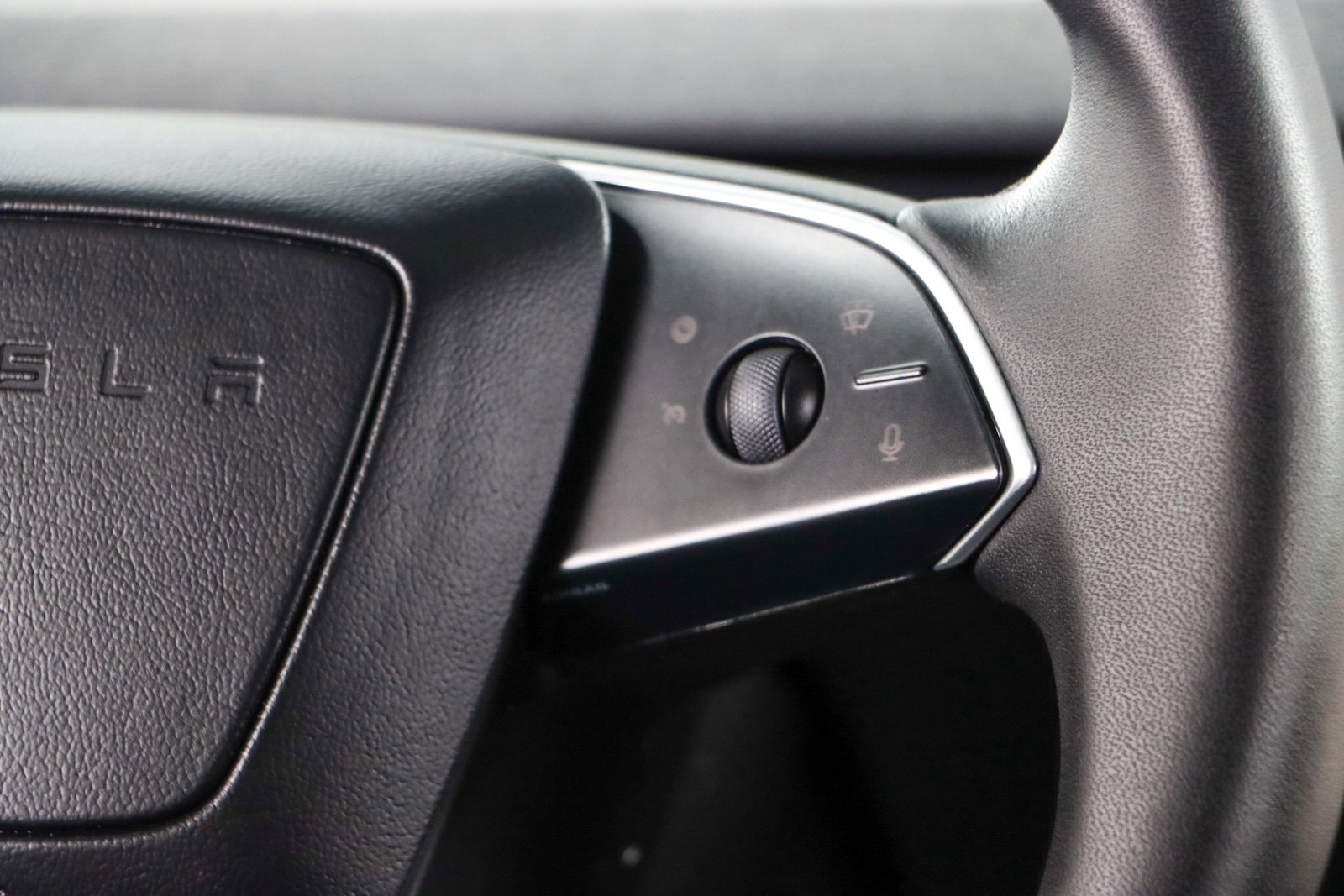 Used 2025 Tesla Model 3 Long Range image 14