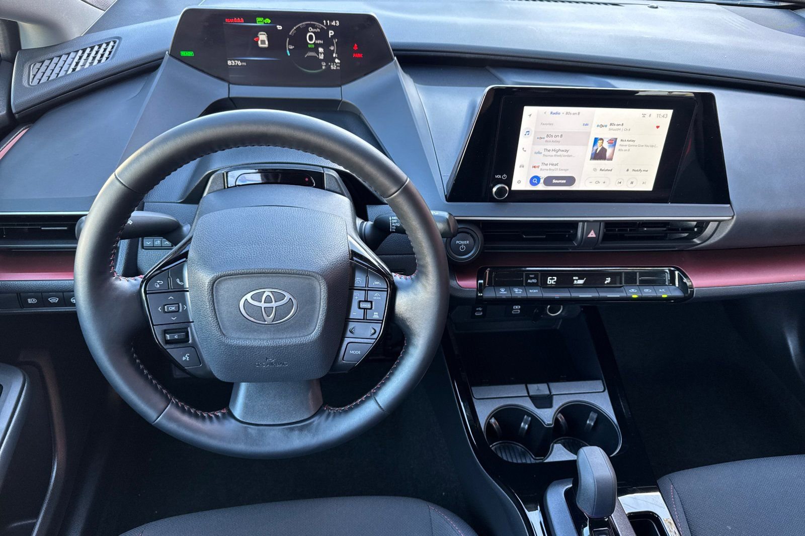Used 2025 Toyota Prius Plug-In Hybrid image 18