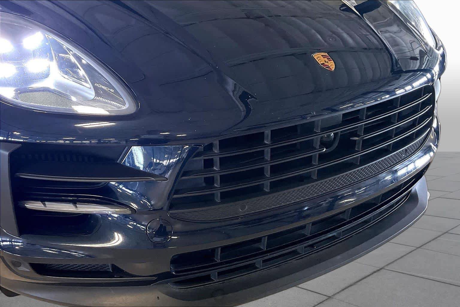 Used 2020 Porsche Macan S AWD/4WD image 29