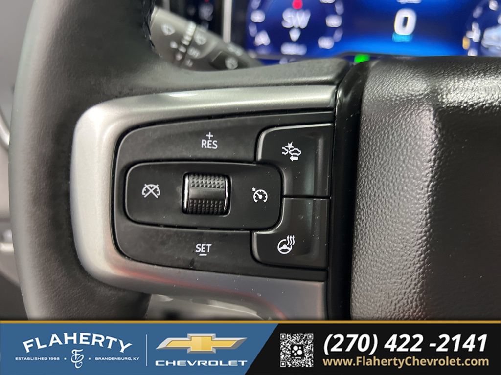 Used 2025 Chevrolet Silverado 1500 LT AWD/4WD image 24