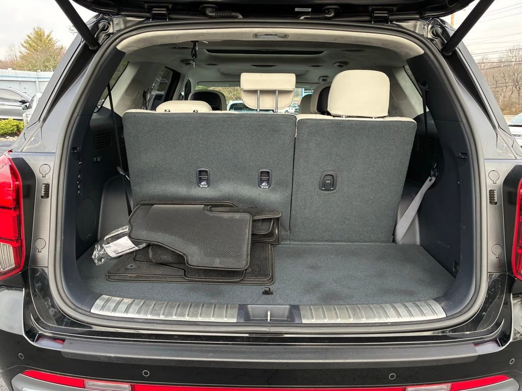 Used 2023 Hyundai Palisade Calligraphy w/ Cargo Package image 14