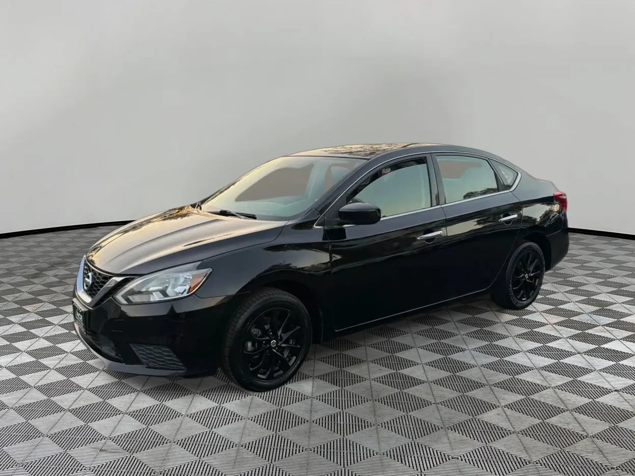 Used 2018 Nissan Sentra S w/ S Midnight Style Package FWD image 2