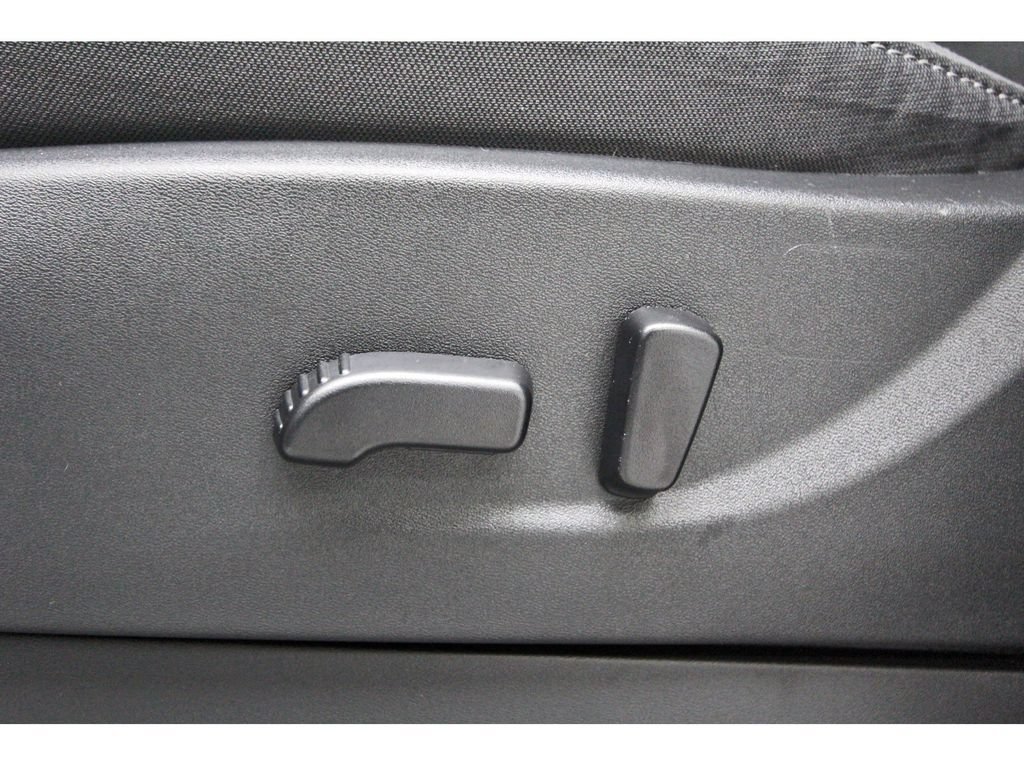 Used 2024 Nissan Frontier SV w/ SV Convenience Package AWD/4WD image 34