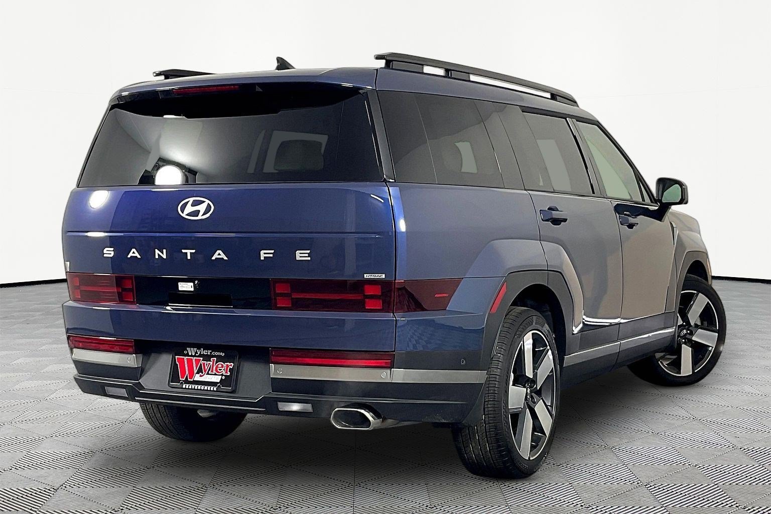 Used 2026 Hyundai Santa Fe Limited AWD/4WD image 6