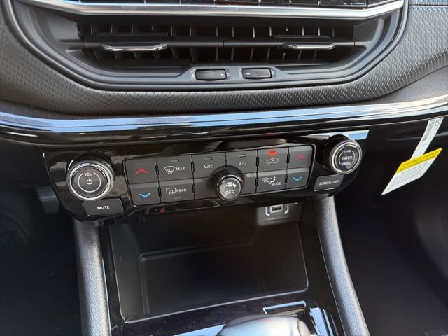 New 2026 Jeep Compass Limited image 15