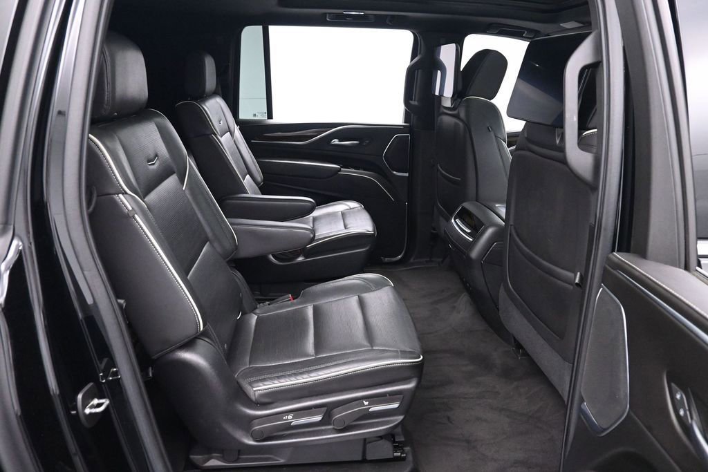 Used 2021 Cadillac Escalade ESV Premium Luxury AWD/4WD image 22