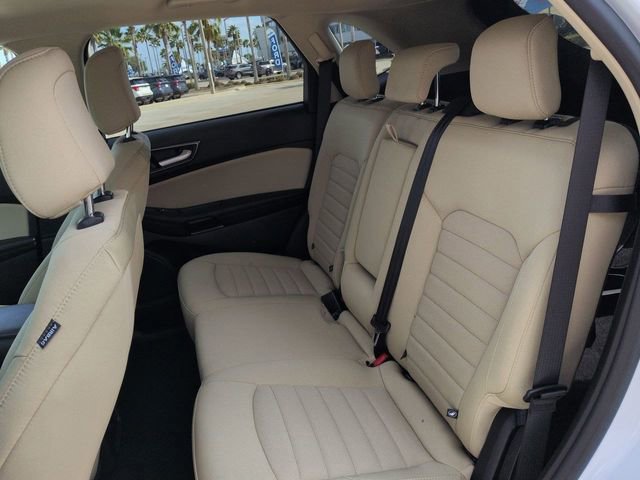 Certified 2023 Ford Edge SE image 14