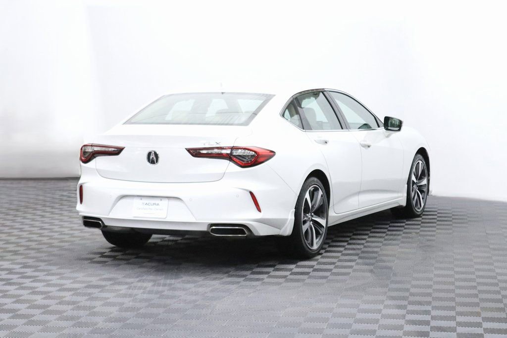 Certified 2025 Acura TLX w/ Technology Package image 9