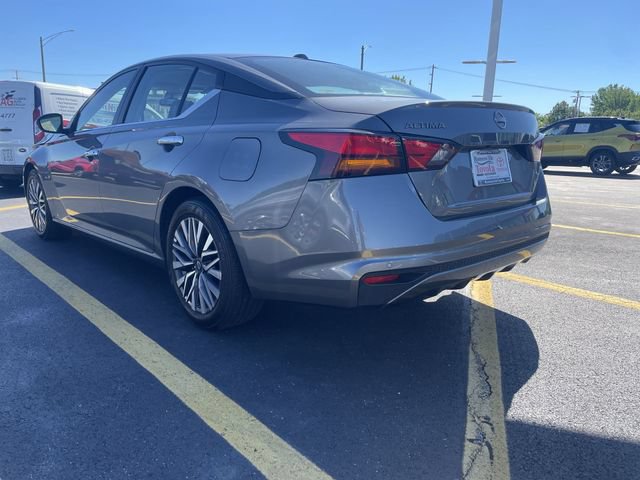 Used 2025 Nissan Altima 2.5 SV FWD image 31