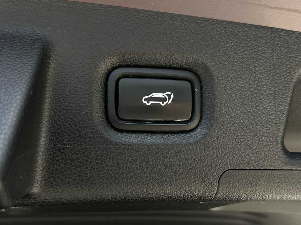 Used 2019 Hyundai Santa Fe Limited FWD image 20