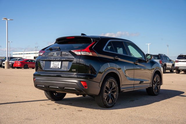 Used 2022 Mitsubishi Eclipse Cross LE AWD/4WD image 6
