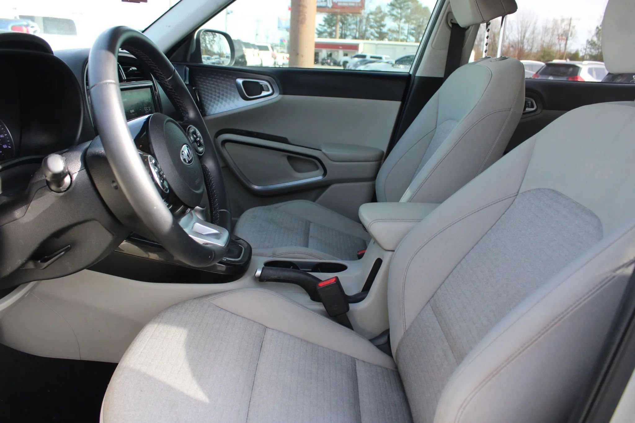 Used 2020 Kia Soul EX FWD image 15