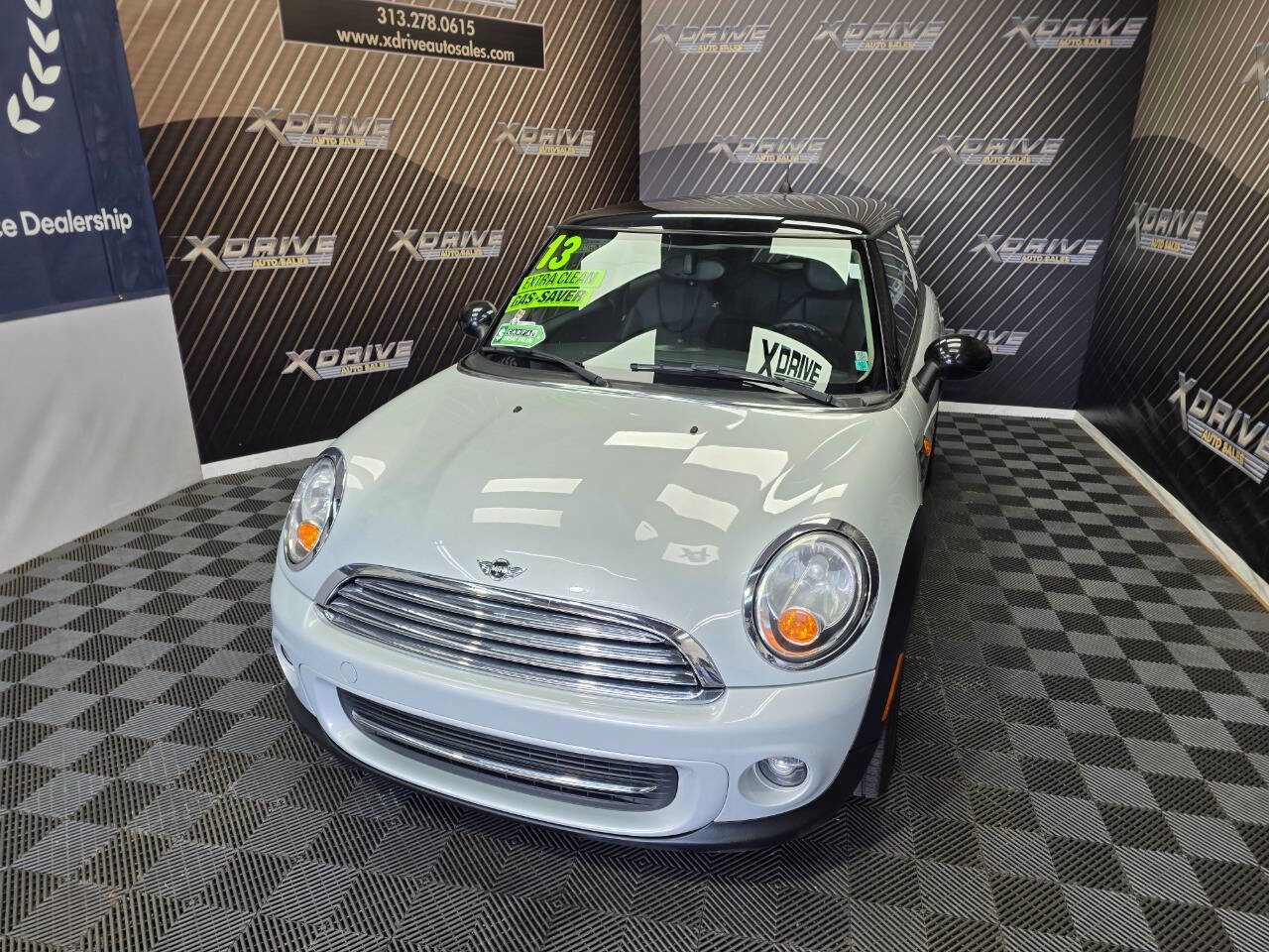 Used 2013 MINI Cooper Hardtop image 3