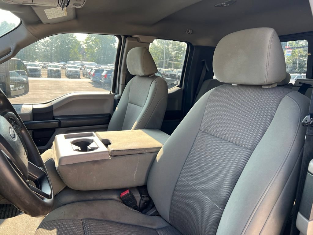 Used 2022 Ford F250 XL w/ Power Equipment Group AWD/4WD image 3