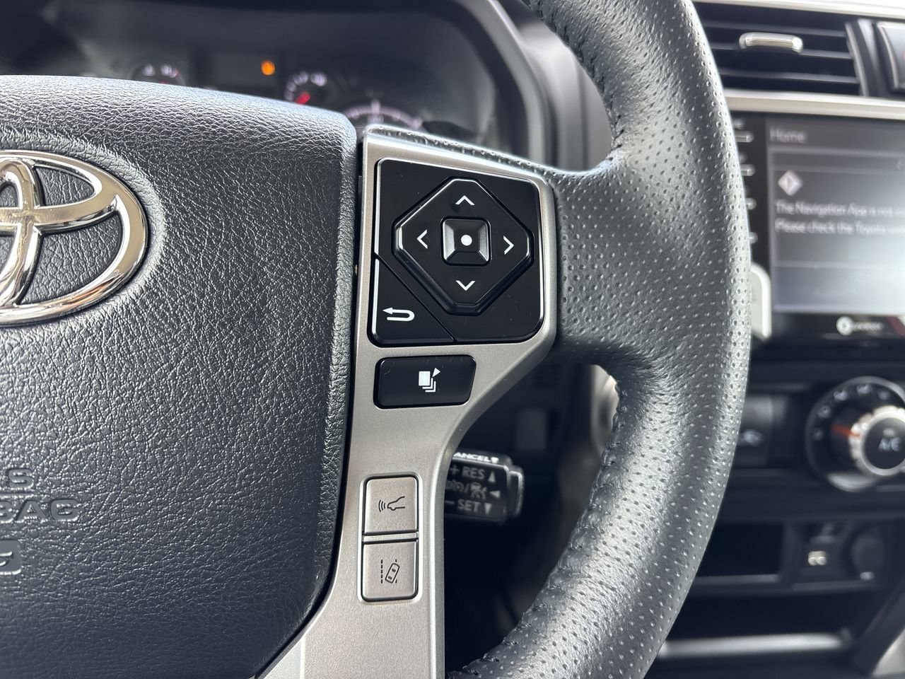 Used 2024 Toyota 4Runner SR5 RWD image 27