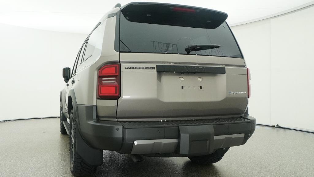 New 2027 Toyota Land Cruiser AWD/4WD image 18