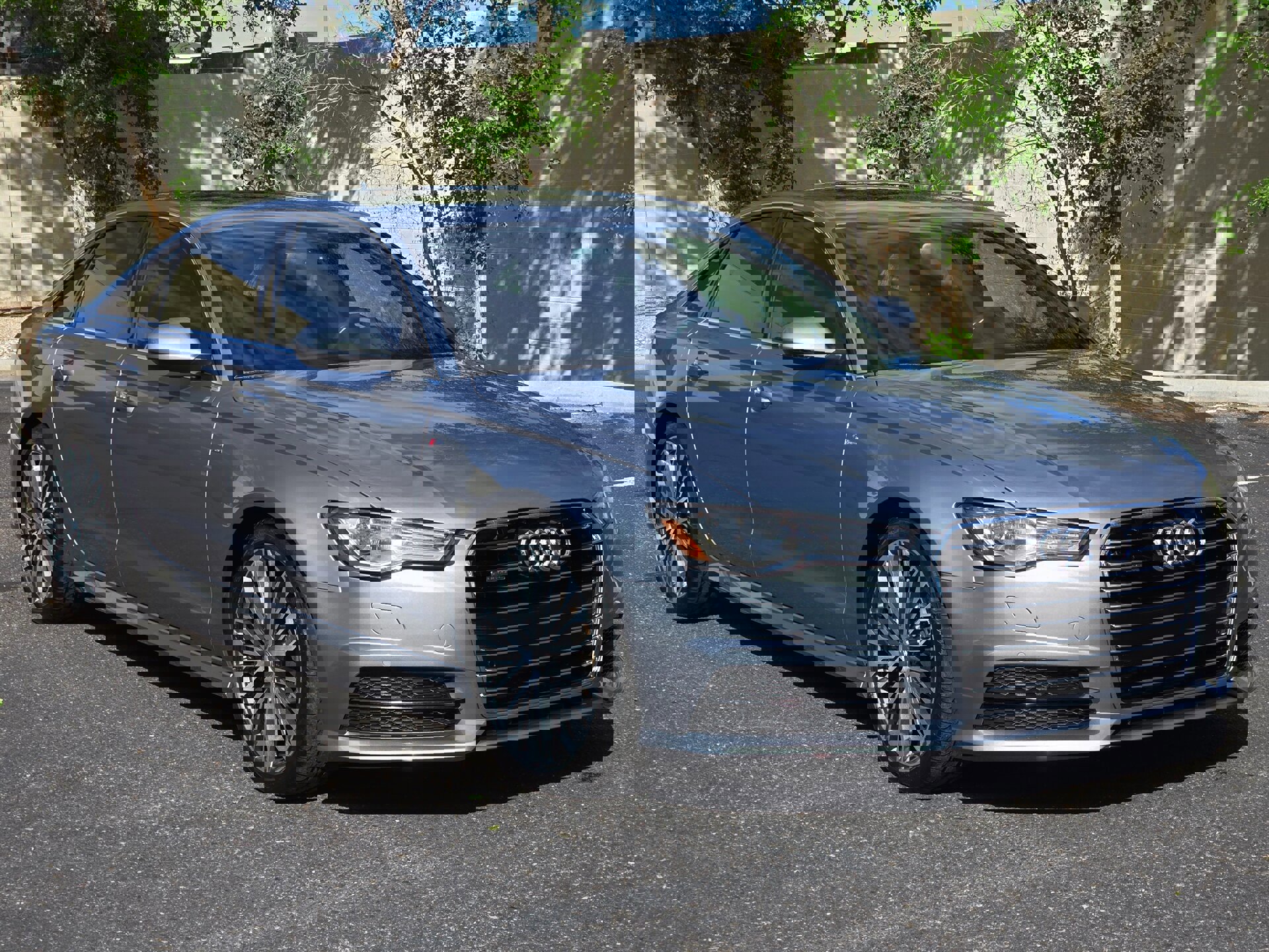 Used 2017 Audi A6 2.0T Premium Plus w/ Premium Plus Package image 2