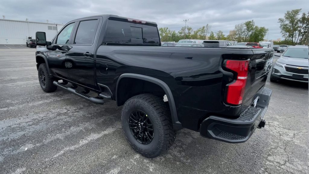 New 2026 Chevrolet Silverado 2500 ZR2 w/ LPO, Dark Essentials Package AWD/4WD image 8