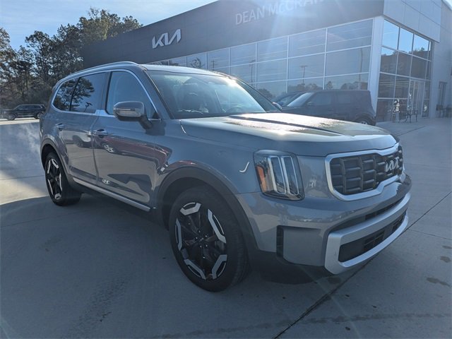 Used 2024 Kia Telluride S w/ S Sunroof Package image 1