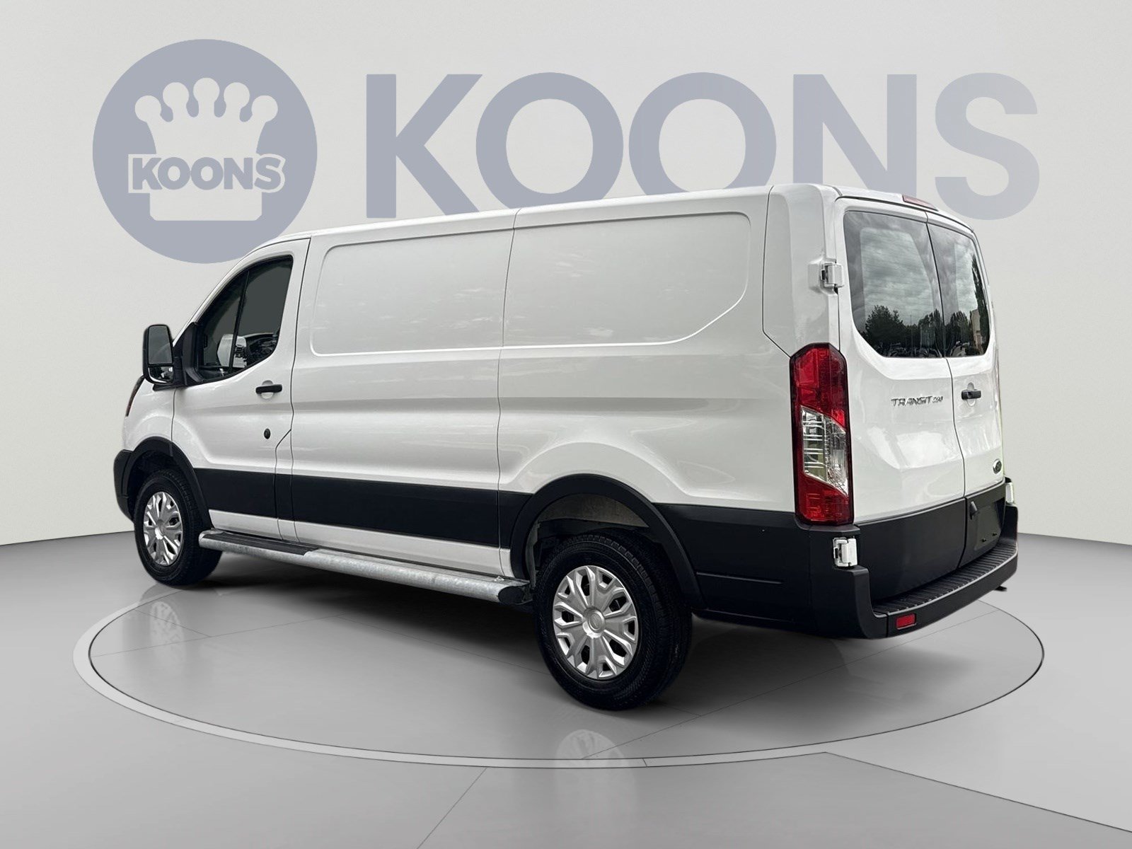 Used 2025 Ford Transit 250 Low Roof w/ Exterior Upgrade Package RWD image 4