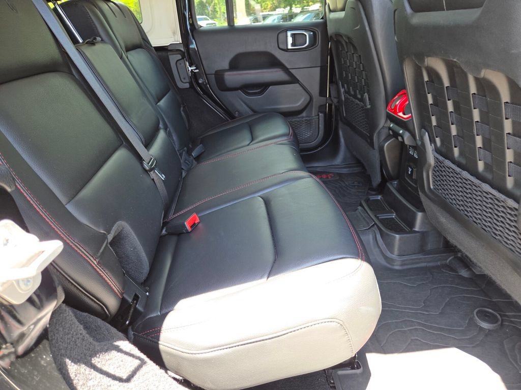 Used 2021 Jeep Wrangler Unlimited Rubicon AWD/4WD image 18
