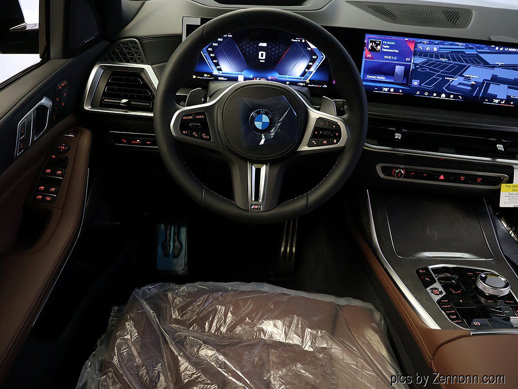 Used 2027 BMW X7 M60i AWD/4WD image 16