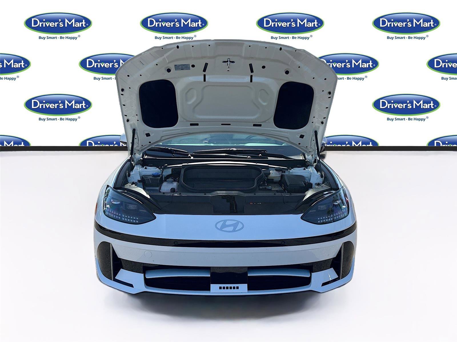 Used 2025 Hyundai Ioniq 6 SEL RWD image 33