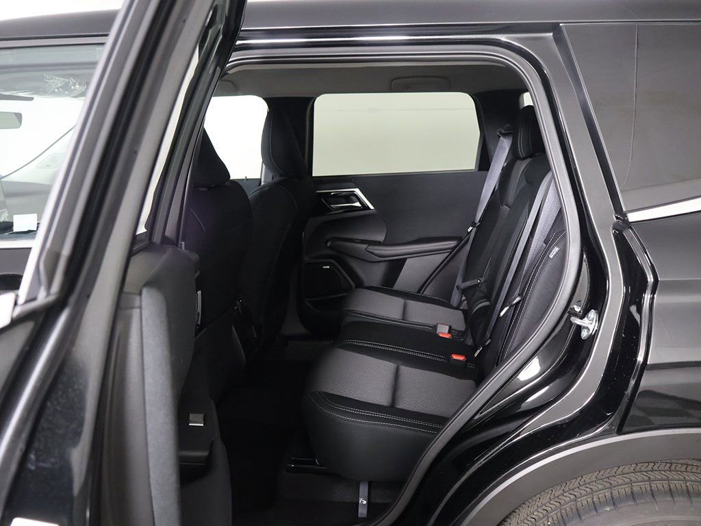 New 2026 Mitsubishi Outlander ES AWD/4WD image 28