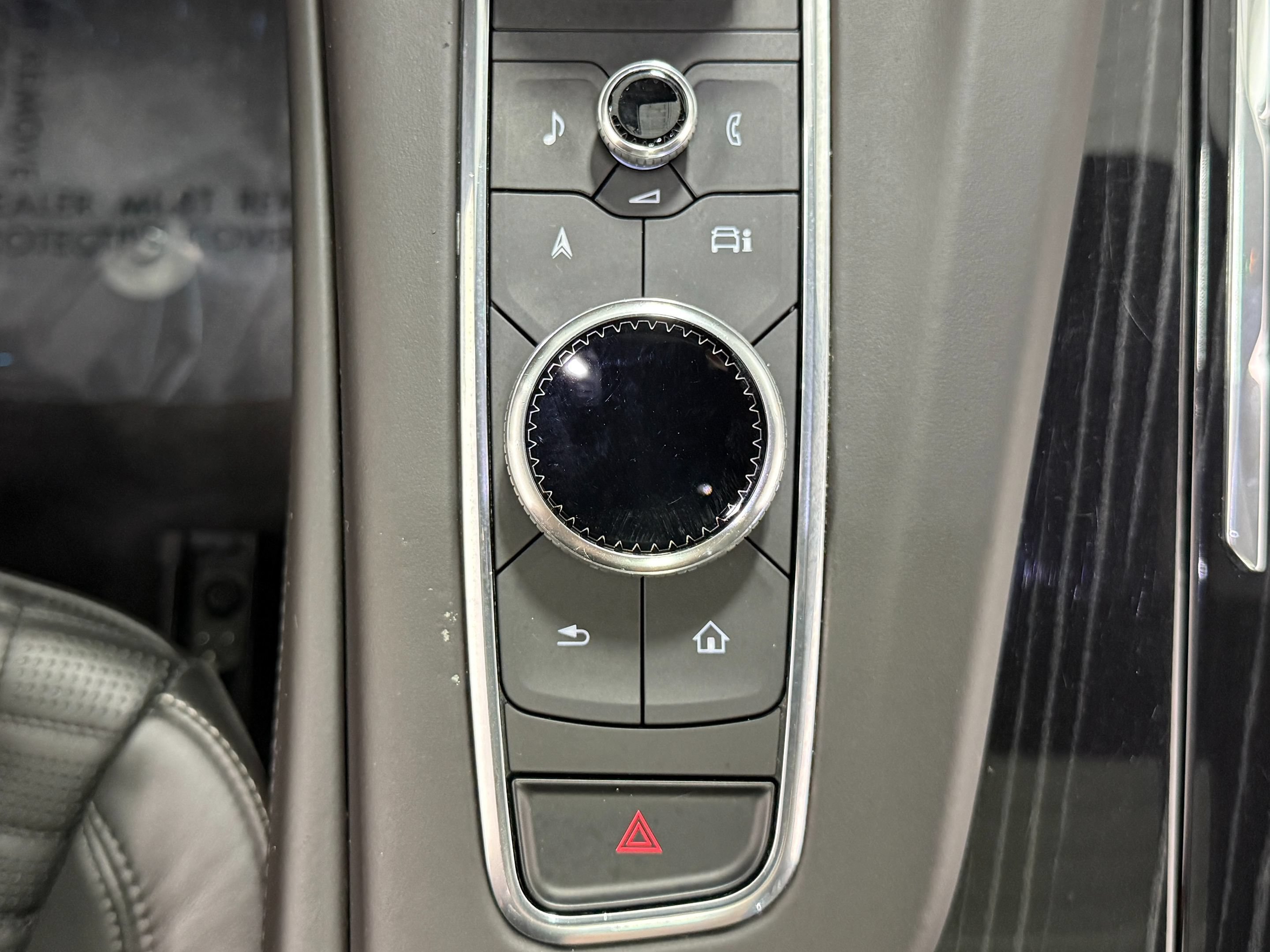 Used 2024 Cadillac Escalade V AWD/4WD image 41