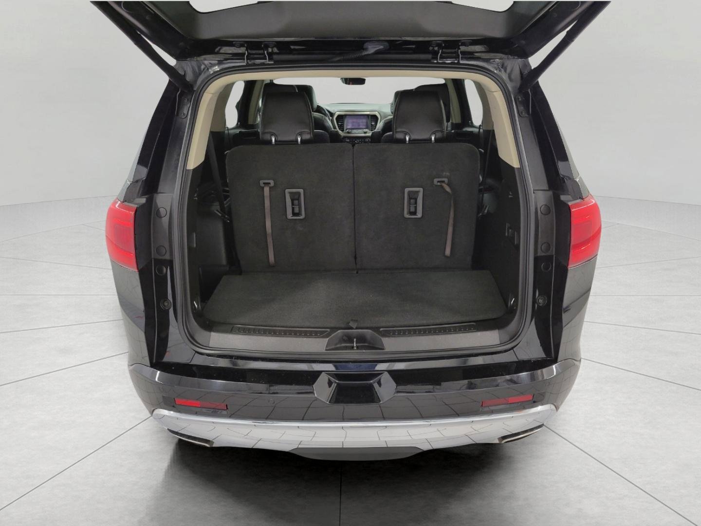 Certified 2019 GMC Acadia Denali w/ Technology Package AWD/4WD image 16