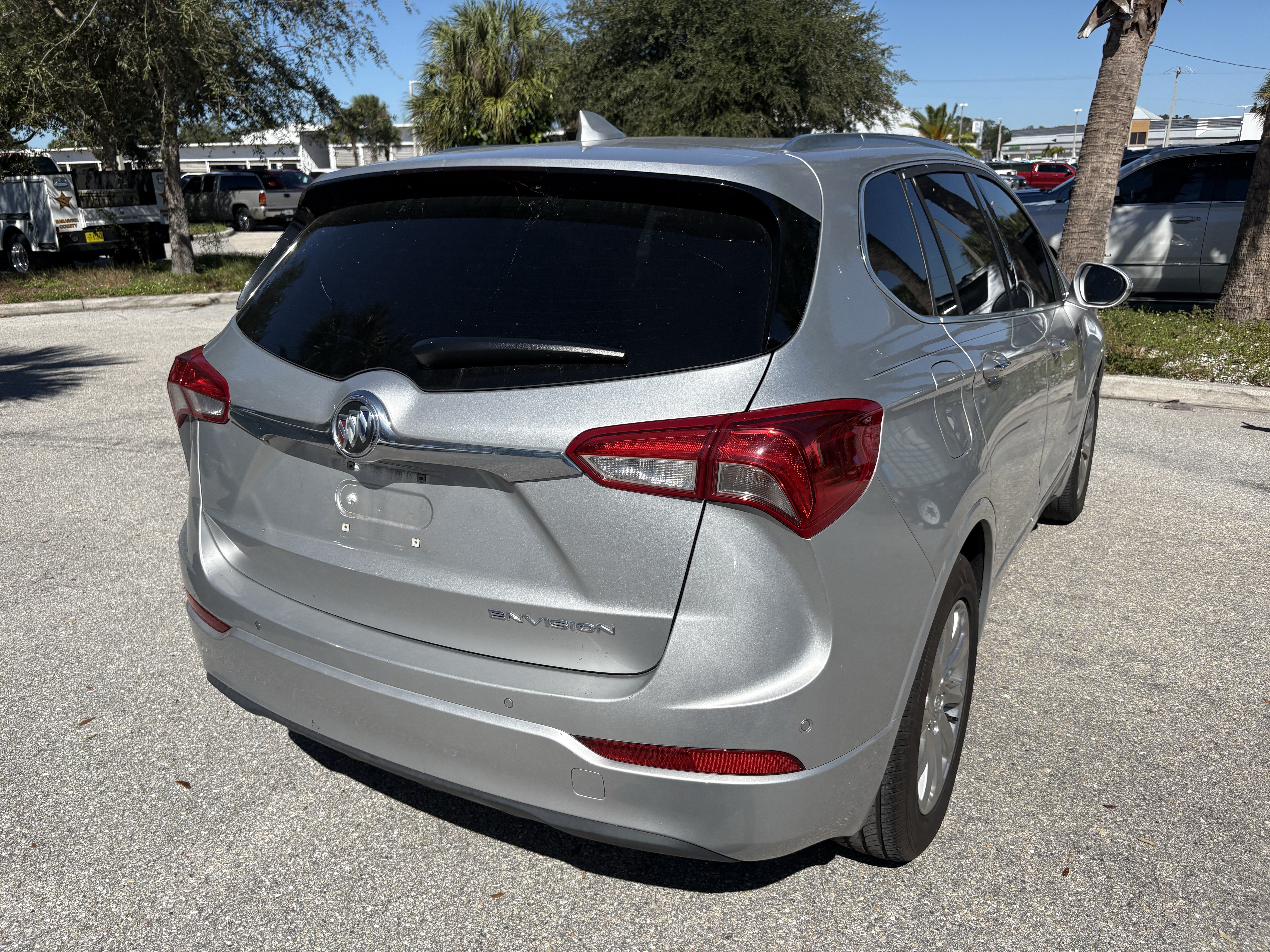 Used 2019 Buick Envision Essence FWD image 7