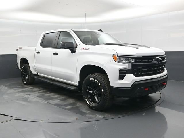 Used 2023 Chevrolet Silverado 1500 LT Trail Boss w/ Protection Package AWD/4WD image 1