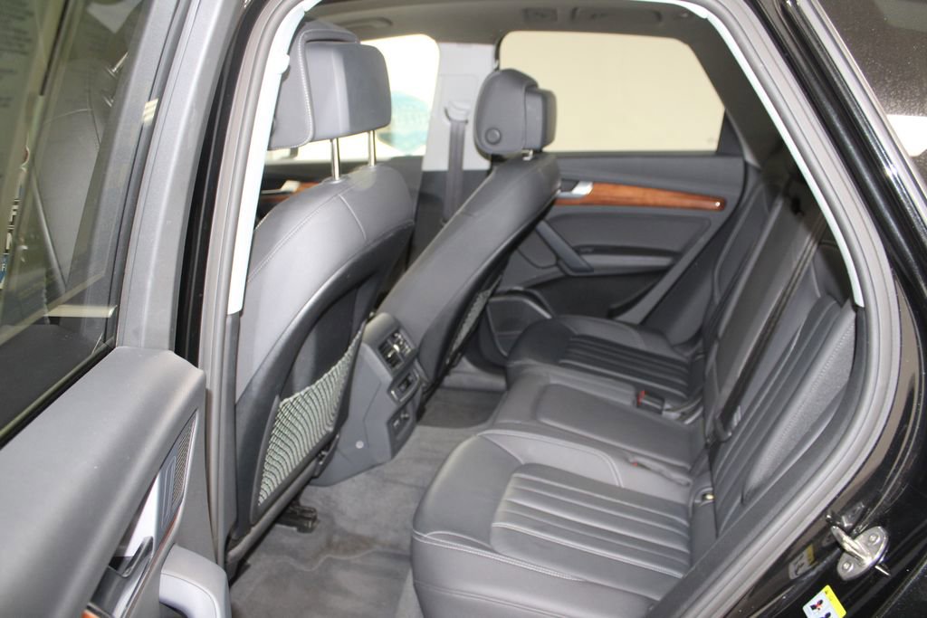 Used 2023 Audi Q5 2.0T Premium Plus image 24
