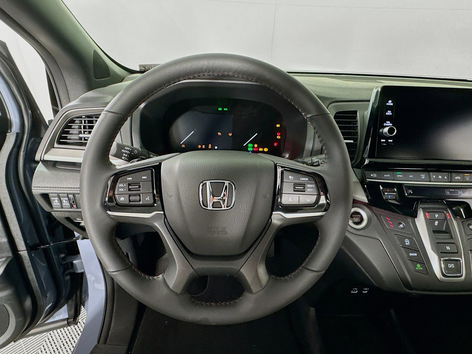 Used 2026 Honda Odyssey Sport-L image 13