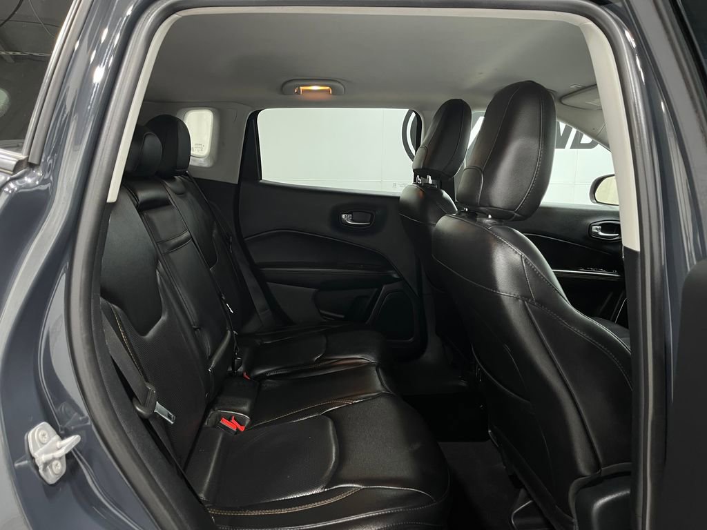 Used 2018 Jeep Compass Limited image 29