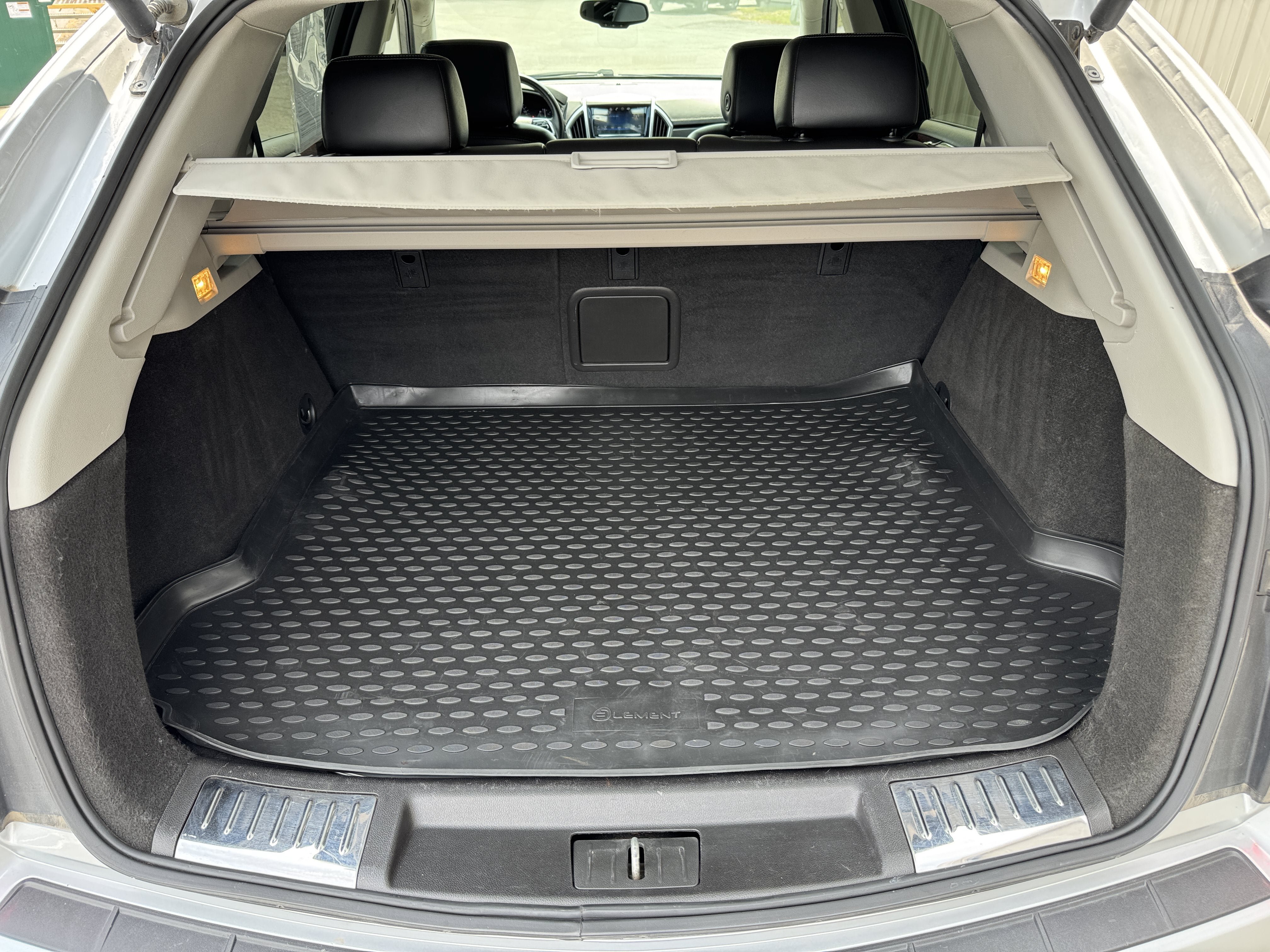 Used 2016 Cadillac SRX Luxury w/ Trailering Package AWD/4WD image 34