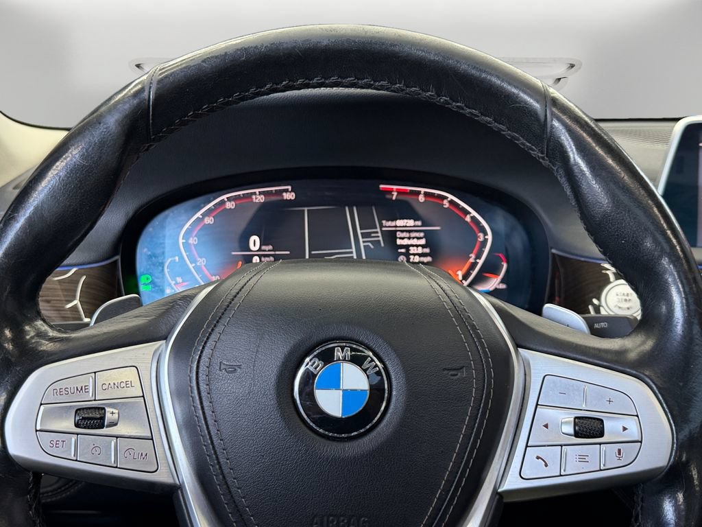 Used 2020 BMW 740i w/ Premium Package RWD image 22
