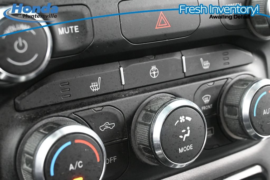 Used 2022 RAM 1500 Big Horn AWD/4WD image 16