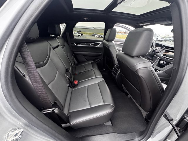 Used 2025 Cadillac XT5 Premium Luxury image 10