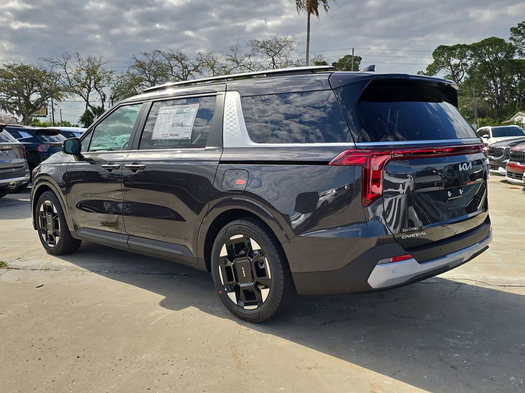 New 2026 Kia Carnival EX image 6