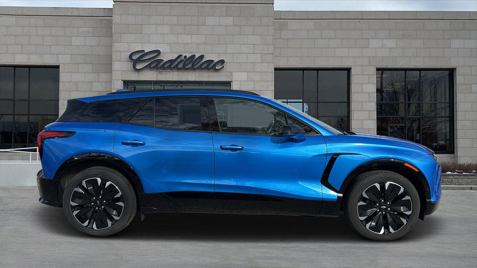 Used 2025 Chevrolet Blazer EV RS w/ Super Cruise Package image 2