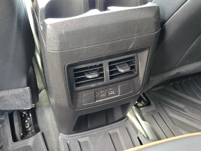 Certified 2024 GMC Canyon AT4 w/ AT4 Premium Package AWD/4WD image 16