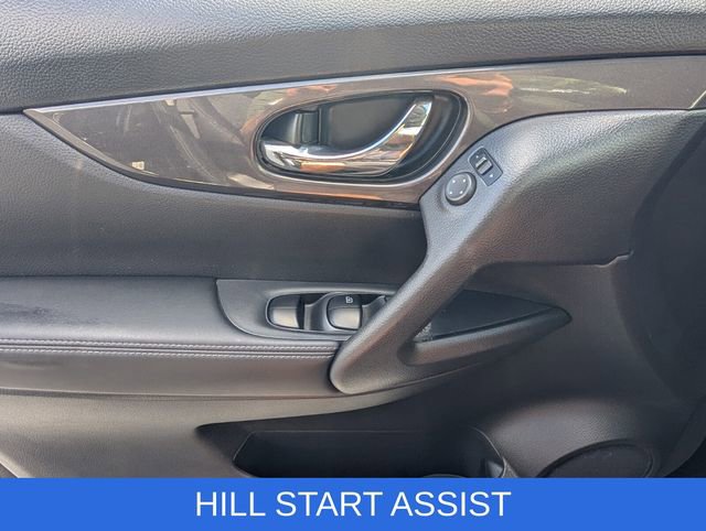 Used 2019 Nissan Rogue SV image 36