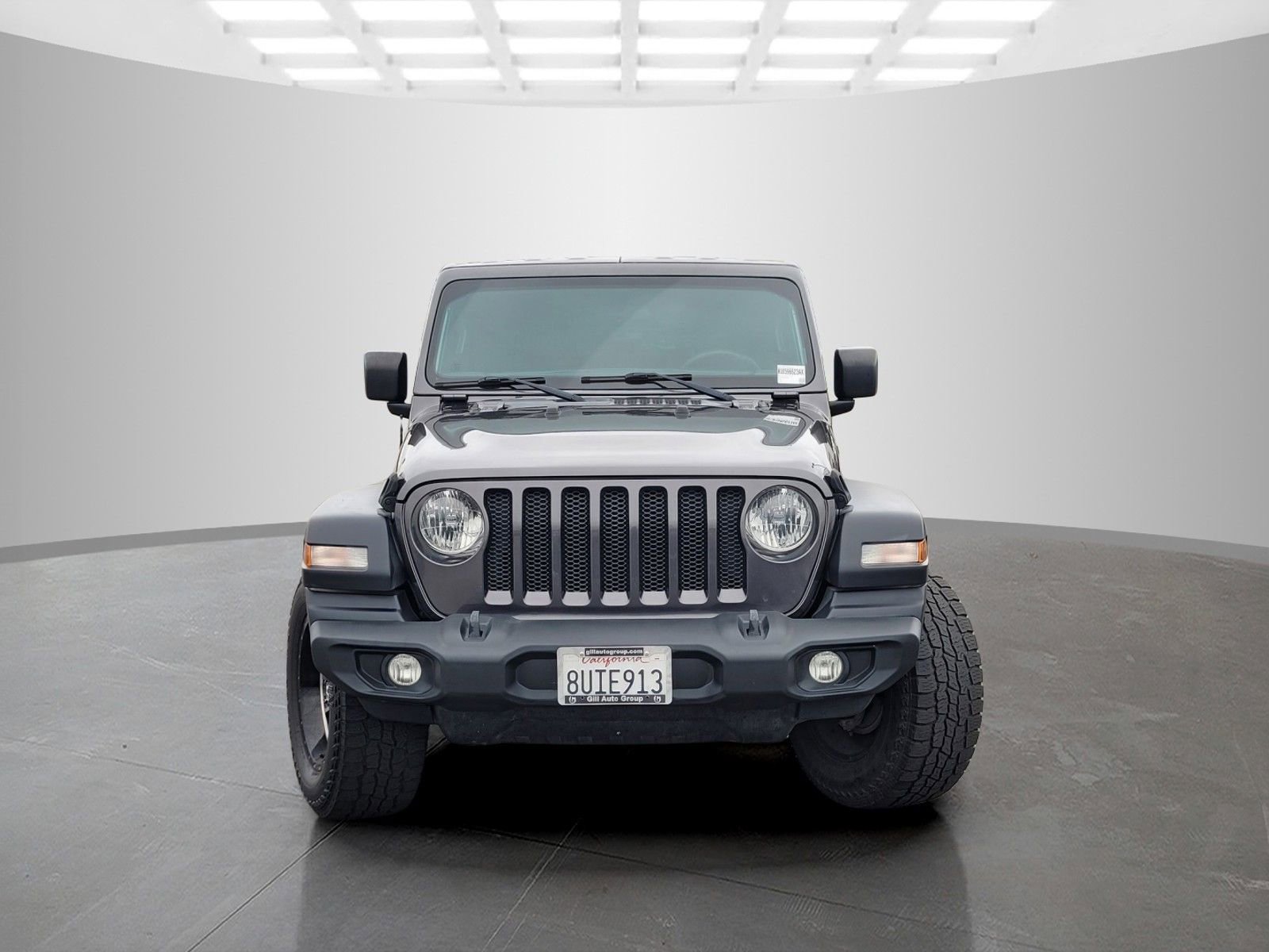 Used 2019 Jeep Wrangler Unlimited Sport AWD/4WD image 2