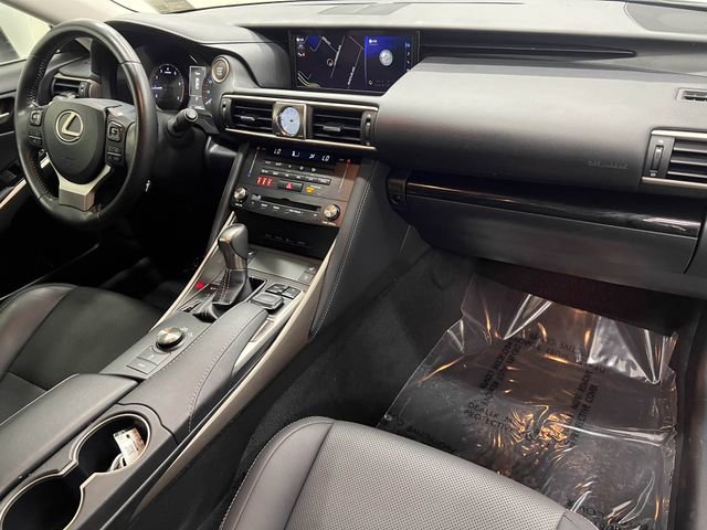 Used 2018 Lexus IS 300 w/ Comfort Package image 12