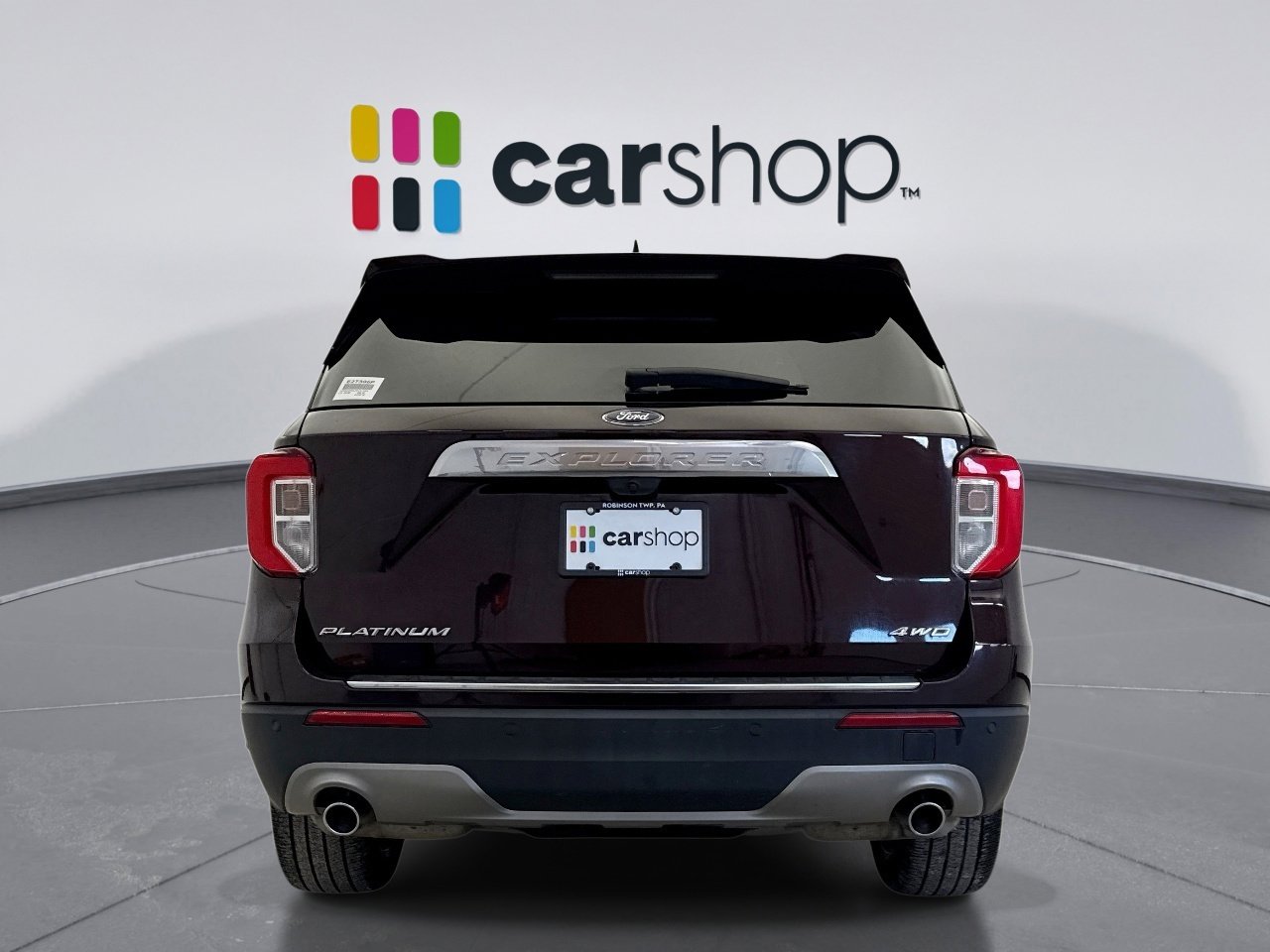 Used 2023 Ford Explorer Platinum w/ Premium Technology Package image 4