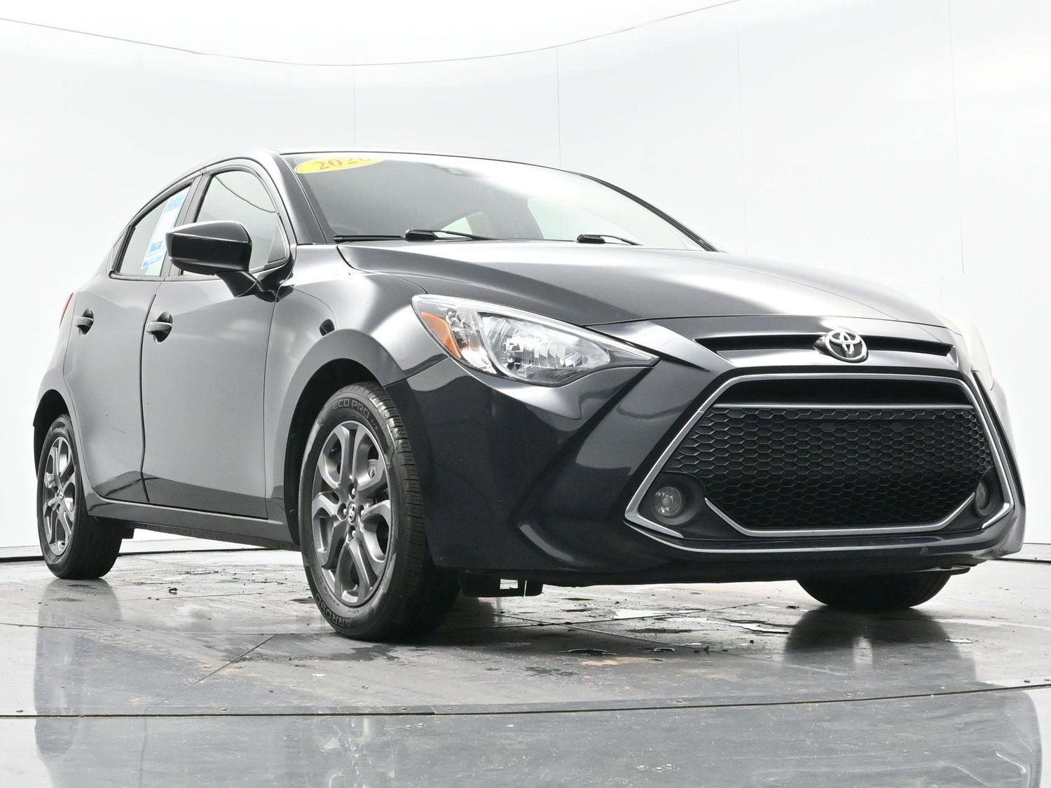 Used 2020 Toyota Yaris LE image 48