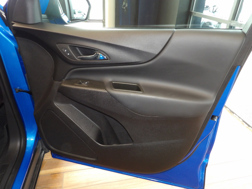 Used 2024 Chevrolet Equinox LT w/ LPO, Floor Liner Package FWD image 12