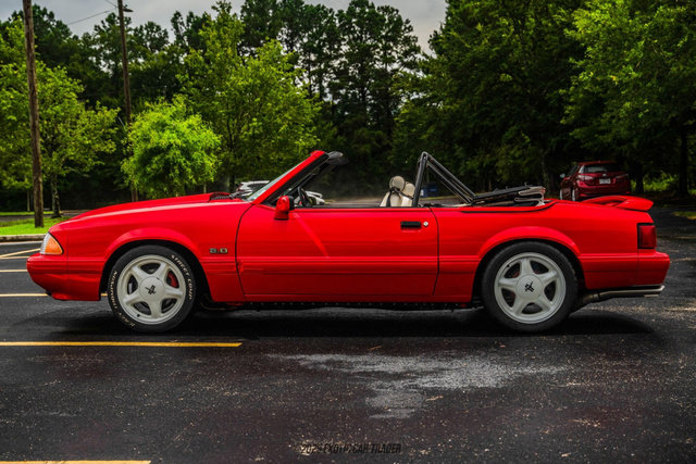 Used 1992 Ford Mustang LX image 3